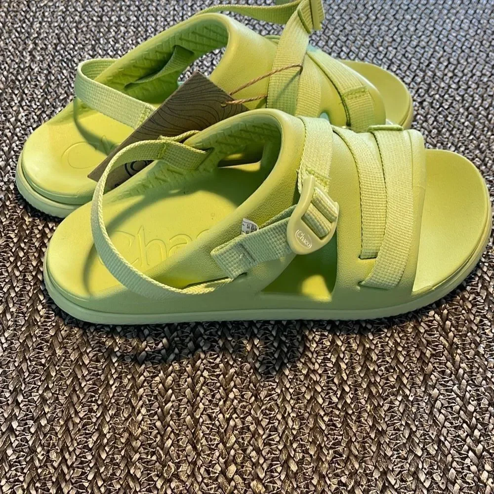 Chaco‎ Childrens Chillos Sport Pale Green Size 4 New